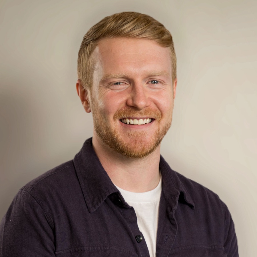 Real estate agent headshot 5 by Finlay Films